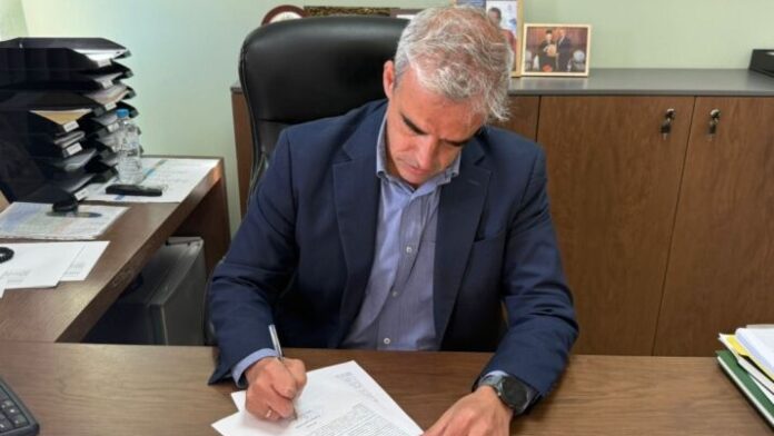 Δ.Μυτιλήνης: Ανάθεση παιδικών χαρών σε Κεραμειά, Λάμπου Μύλους και Συκούντα