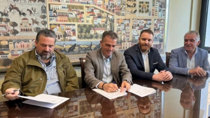 Ο Δήμος Λαρισαίων ανανεώνει το δίκτυο αποχέτευσης στις κεντρικές περιοχές