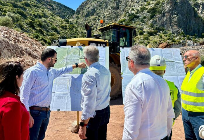 Περιφέρεια Στερεάς Ελλάδας: Ο Φ. Σπανός επιθεώρησε την πρόοδο του περιφερειακού της Άμφισσας και άλλων έργων