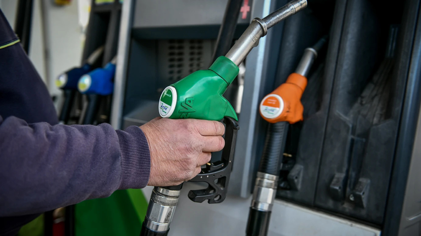 Fuel Pass 2026: Ανοίγει η πλατφόρμα για επιδότηση βενζίνης – Δικαιούχοι, ποσά και ψηφιακό κουπόνι