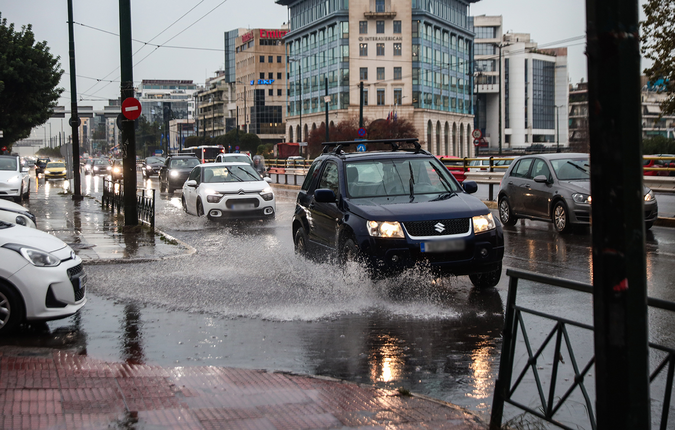 Ψυχρή κακοκαιρία πλησιάζει το τριήμερο – Οι περιοχές με έντονα φαινόμενα – Σημαντική πτώση θερμοκρασίας στην Αττική