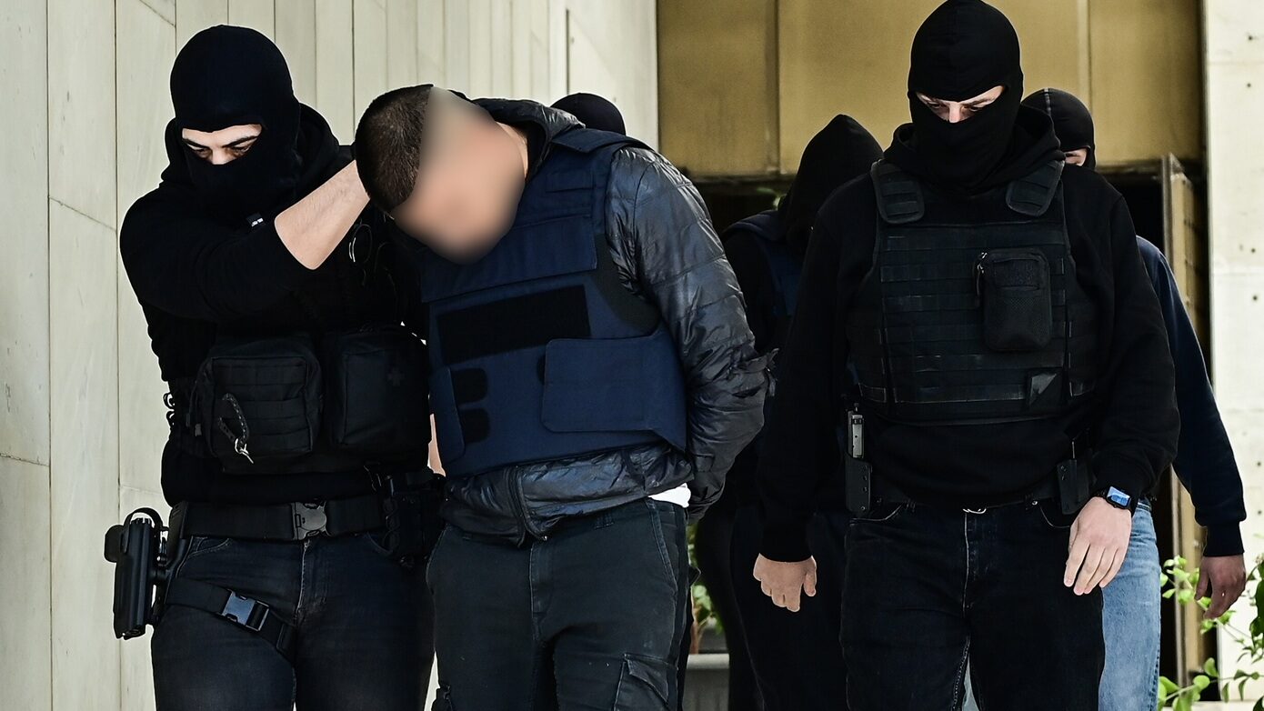 Φόνος στον Άγιο Δημήτριο: Στα δικαστήρια οι κατηγορούμενοι για υπόθαλψη εγκληματία
