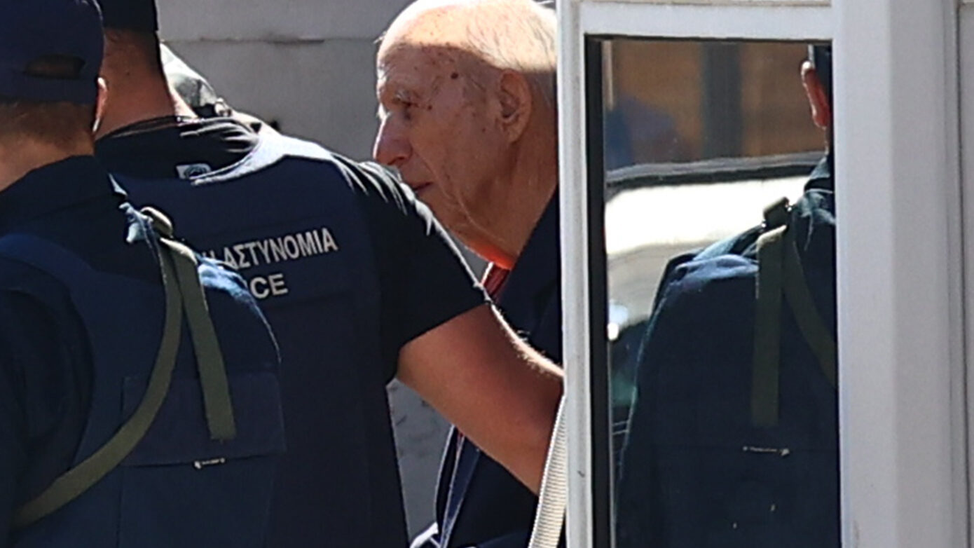 Η κόρη του 89χρονου πιστολέρο αποκαλύπτει: «Ξόδευε χρήματα σε μάγια στην Ινδία, ισχυριζόταν πως τον βασάνιζαν οι δαίμονες τη νύχτα»