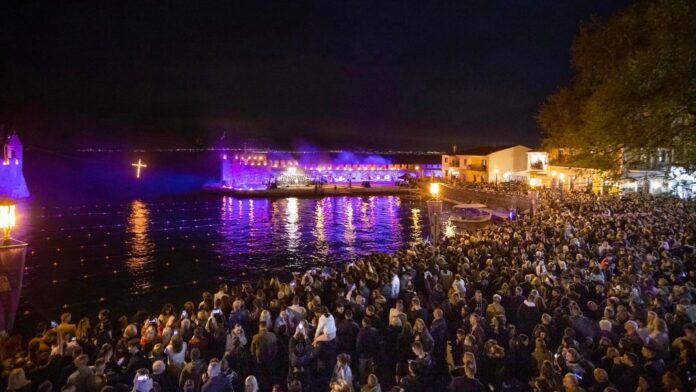 Έθιμα του Πάσχα – Τα συγκινητικά τελετουργικά σε περιοχές της Αιτωλοακαρνανίας