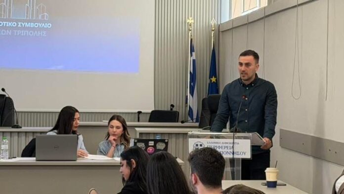 Κώστας Τζιούμης: “ Καλωσορίζουμε το Δημοτικό Συμβούλιο Νέων Τρίπολης”