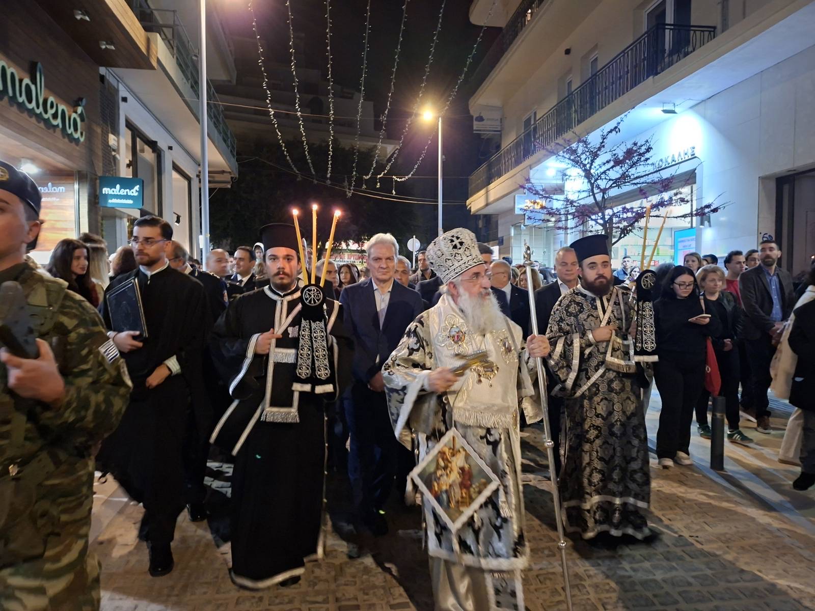 Ο Δήμαρχος Ηρακλείου στη λιτανεία του Επιταφίου του Αγίου Μηνά