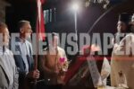 Μαγνησία: Ιερέας διέκοψε τη λειτουργία πριν το «Χριστός ανέστη» λόγω κροτίδων – Δείτε βίντεο
