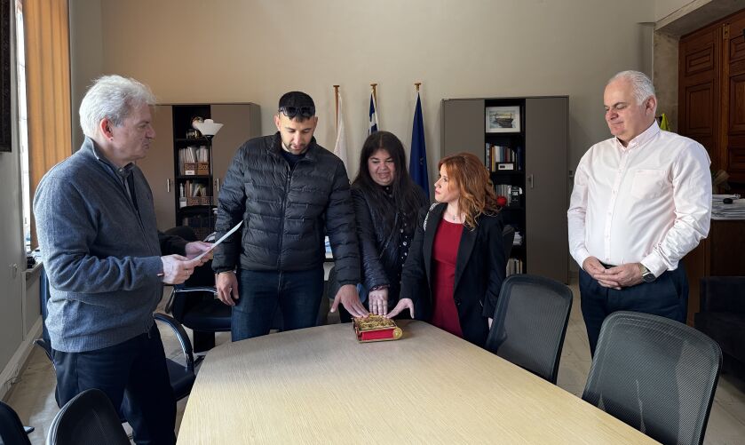 Εγκαίνια 3 νέων μόνιμων υπαλλήλων στον Δήμο Ηρακλείου