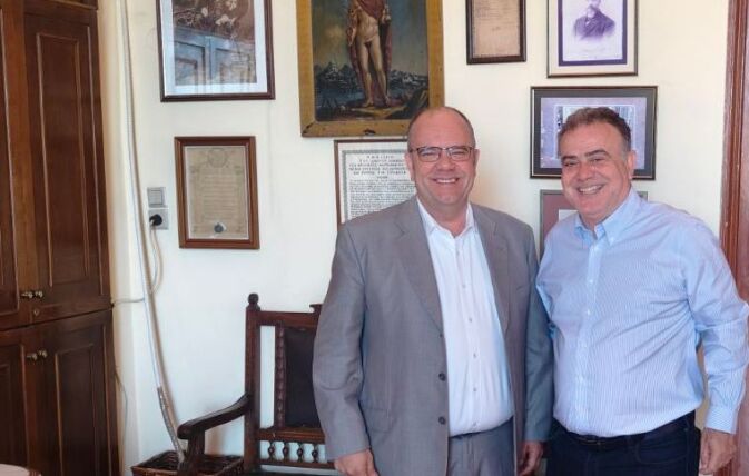 Συνάντηση Δημάρχου Σύρου – Ερμούπολης με τον Δήμαρχο Παλλήνης