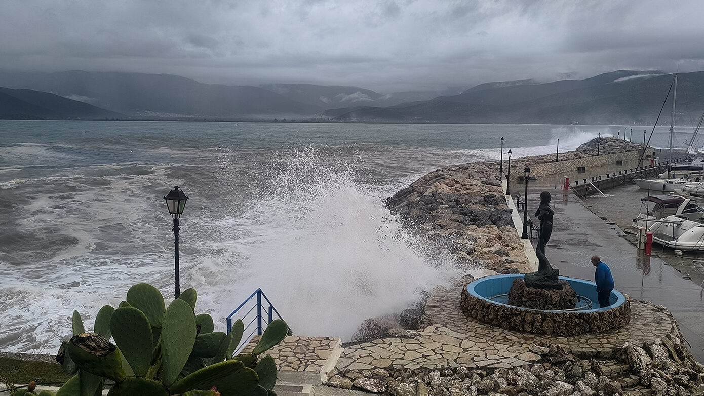 Ξαφνική επιδείνωση του καιρού την Πρωτομαγιά – Ποιες περιοχές θα πλήξουν έντονα φαινόμενα