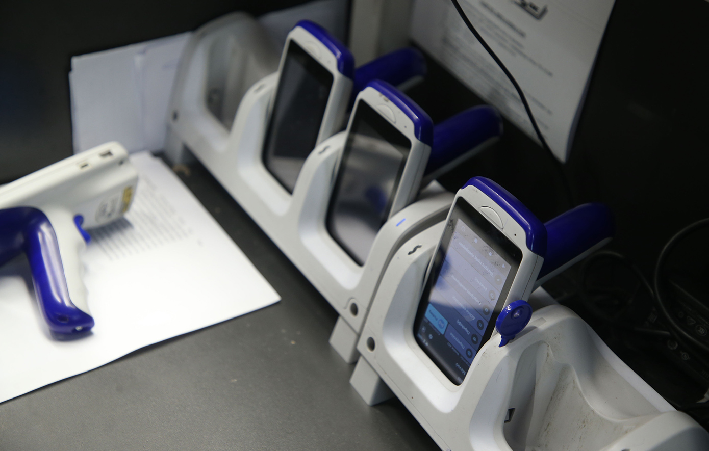 Η ψηφιακή κάρτα διευρύνεται, όμως η παραβατικότητα συνεχίζεται και οι έλεγχοι φανερώνουν αδήλωτες υπερωρίες