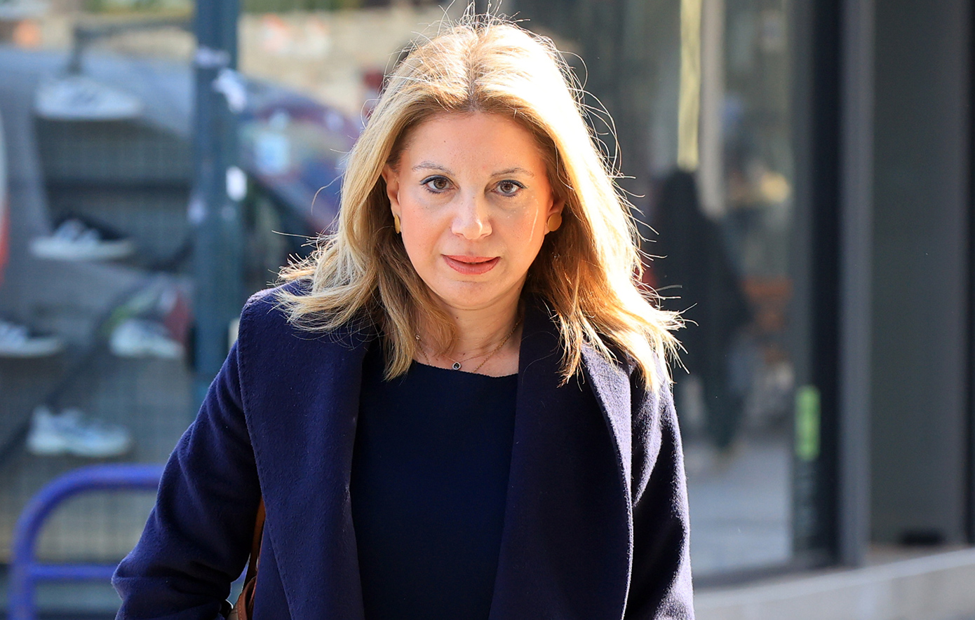 Καρυστιανού: Στη Λάρισα έχει ανατεθεί η θλιβερή αποστολή του μεθοδικού ξεπλύματος για το έγκλημα των Τεμπών – Σκοτεινή σφηκοφωλιά