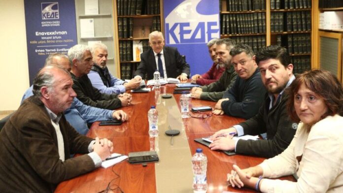 Επαφές του Προέδρου της ΚΕΔΕ με Π.Ο.Ε.-Ο.Τ.Α. και Π.Ο.Π.-Ο.Τ.Α.