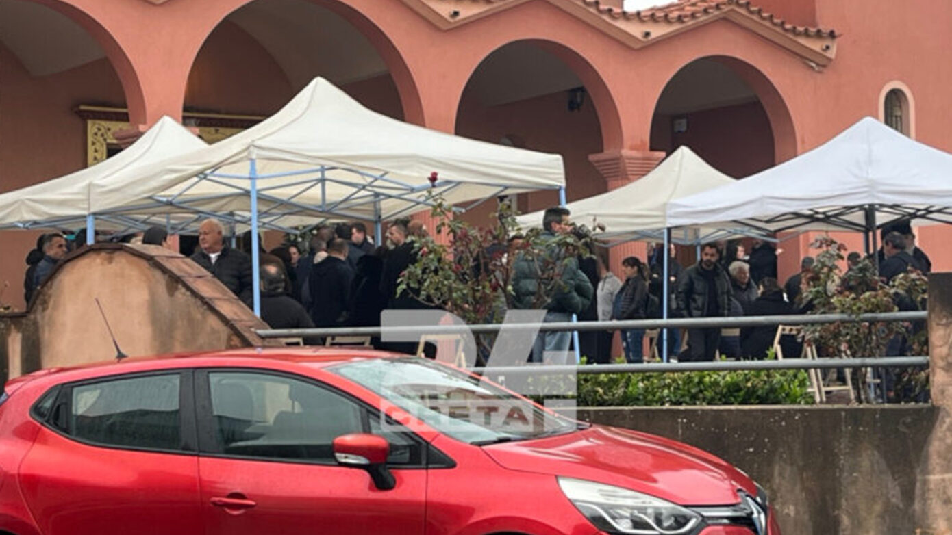 Αποχαιρετισμός στην 43χρονη Ελευθερία Γιακουμάκη: «Δεν είχε δικαίωμα να ζήσει επειδή χώρισε;»