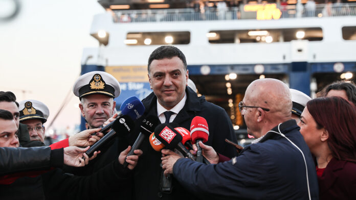 Αποχωρούν από την Αθήνα οι εκδρομείς του Πάσχα – «Ταξιδεύουμε με υπευθυνότητα και προσοχή» δηλώνει ο Κικίλιας