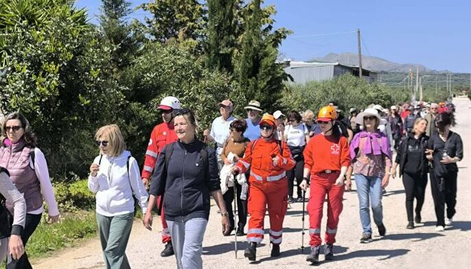 Επιτυχημένη η πεζοπορία στην Καληδονία Κολυμβαρίου από τον Δήμο Πλατανιά