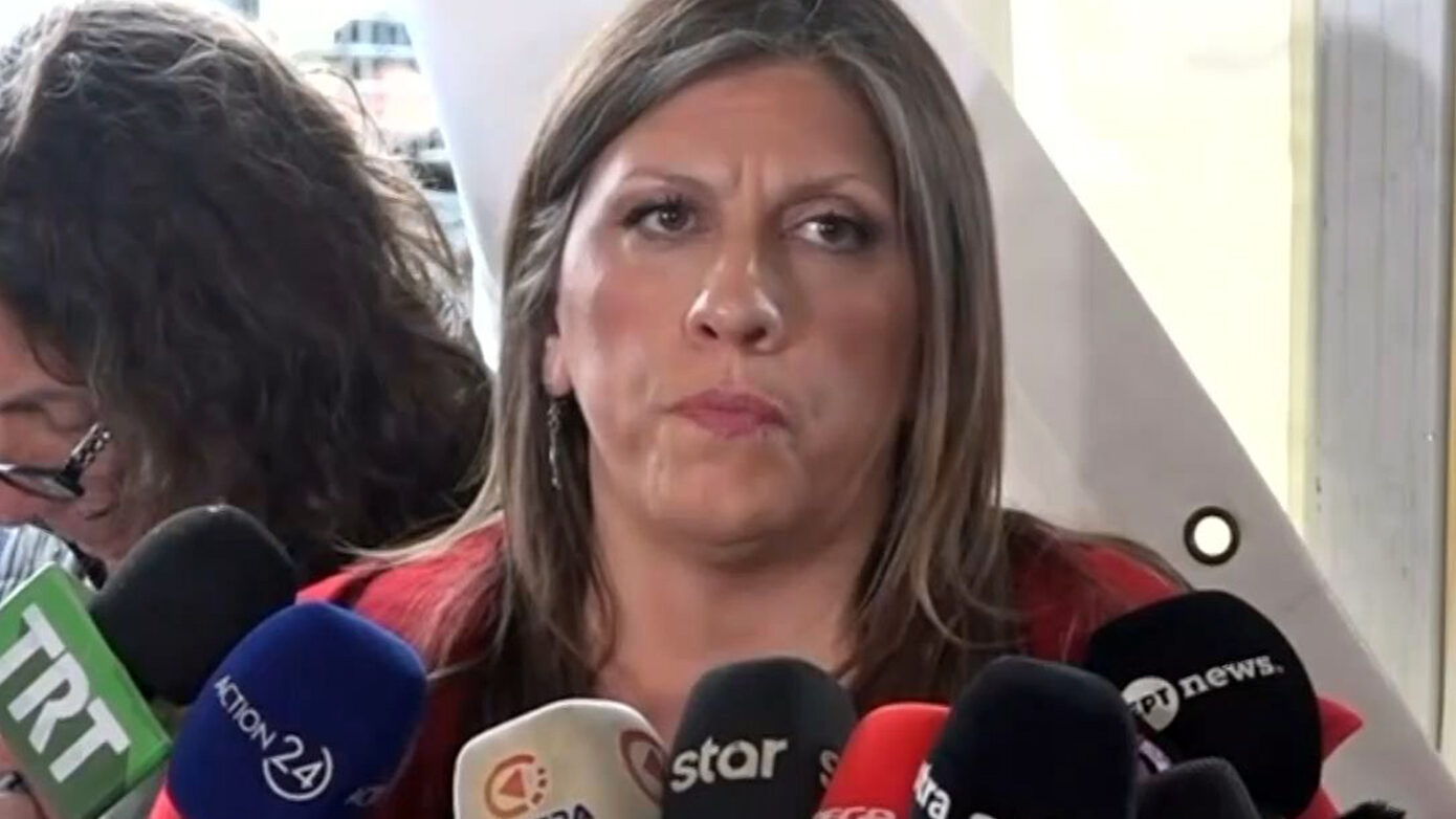 Κωνσταντοπούλου στη δίκη για τα Τέμπη: Τους συμπεριφέρονται σαν να δικάζονται τα παιδιά τους που σκοτώθηκαν και όχι εκείνοι που τα σκότωσαν