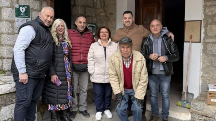 Εγκατάσταση απινιδωτή στον Ελικώνα από τον Δήμο Λεβαδέων