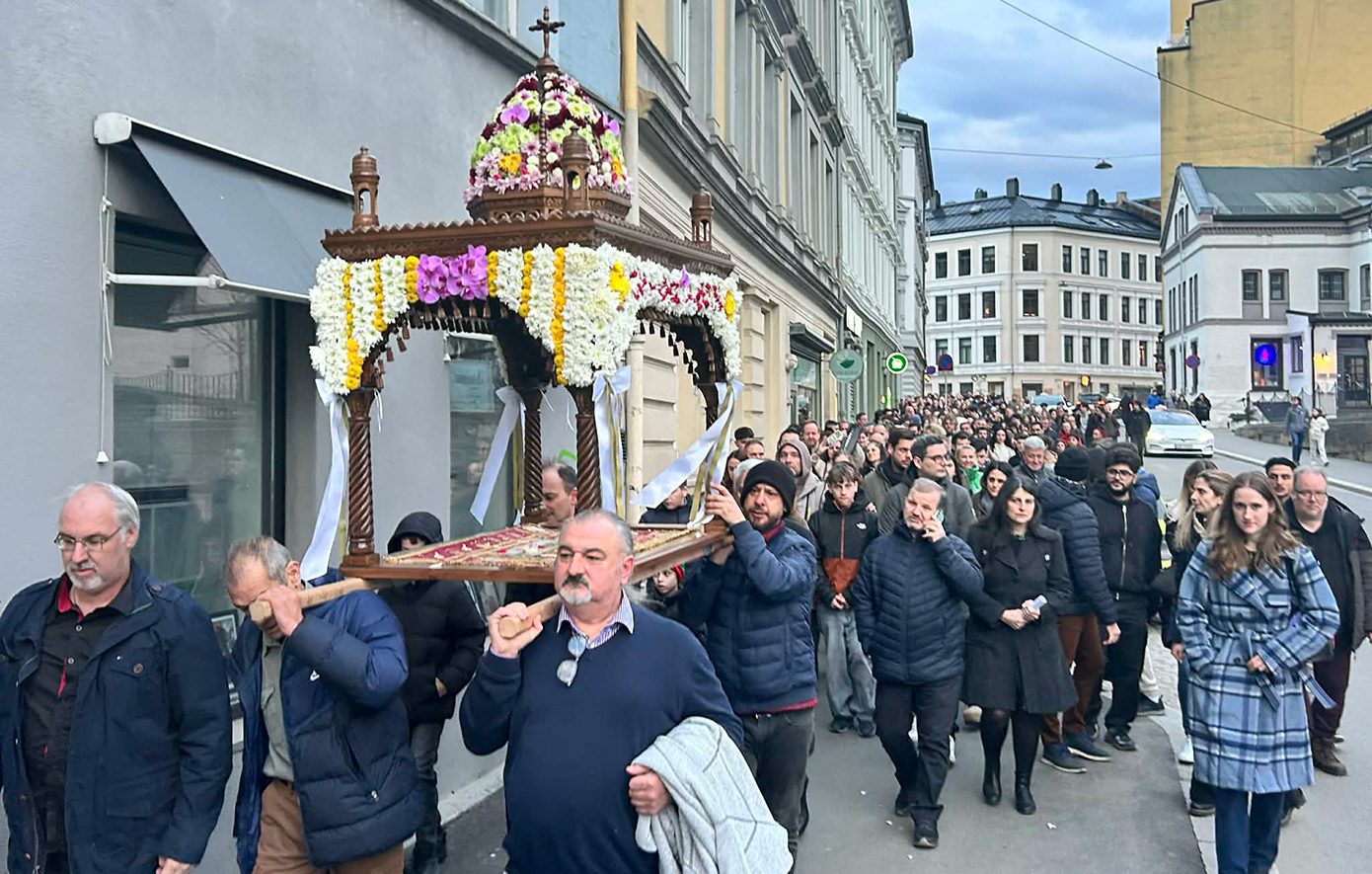 “Η ελληνική κοινότητα που διατηρεί ζωντανή την πασχαλινή παράδοση στη Νορβηγία”