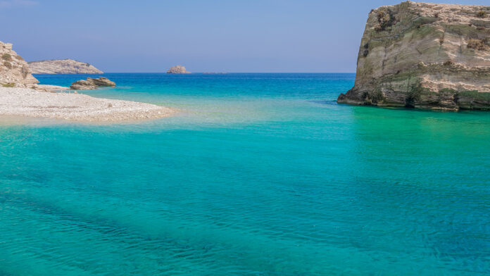 Αυτός είναι ο προορισμός στην Ελλάδα με τις πιο κρυφές παραλίες