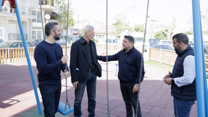 Ολοκληρωτική ανακαίνιση παιδικής χαράς στα Καμίνια του Δήμου Πειραιά