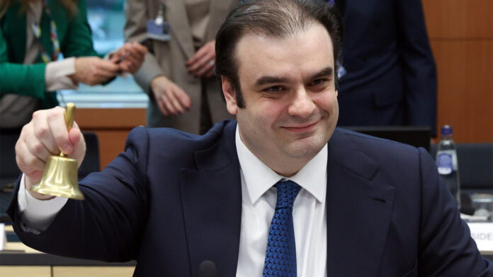 Πιερρακάκης: Εκτιμήσεις για άνοδο του πλεονάσματος – Ενδεχόμενα νέα μέτρα στήριξης