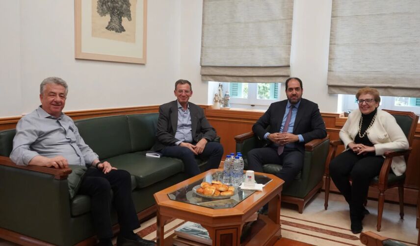 Συνάντηση στην Περιφέρεια Κρήτης για το καινούργιο Νοσοκομείο Ρεθύμνου