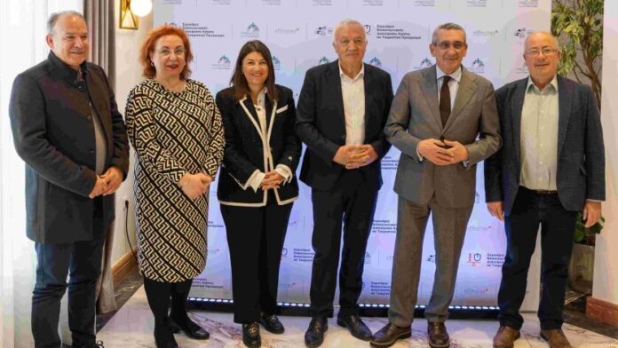 Γ. Χατζημάρκος: «Πρώτιστο μέλημα η ενίσχυση της ανθεκτικότητας των νησιών»