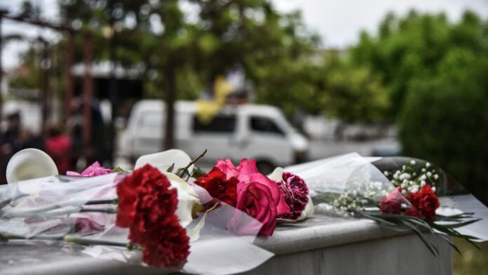 “Πώς θα είναι ο καιρός την Πρωτομαγιά – Μεταβολή την Πέμπτη, πού θα σημειωθούν μπόρες”