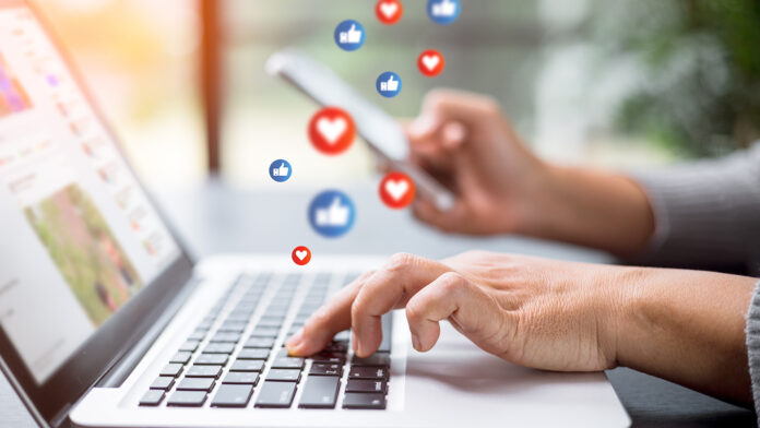 Περιορισμός social media για ανηλίκους: Όλες οι απορίες και λύσεις για το νέο μέτρο