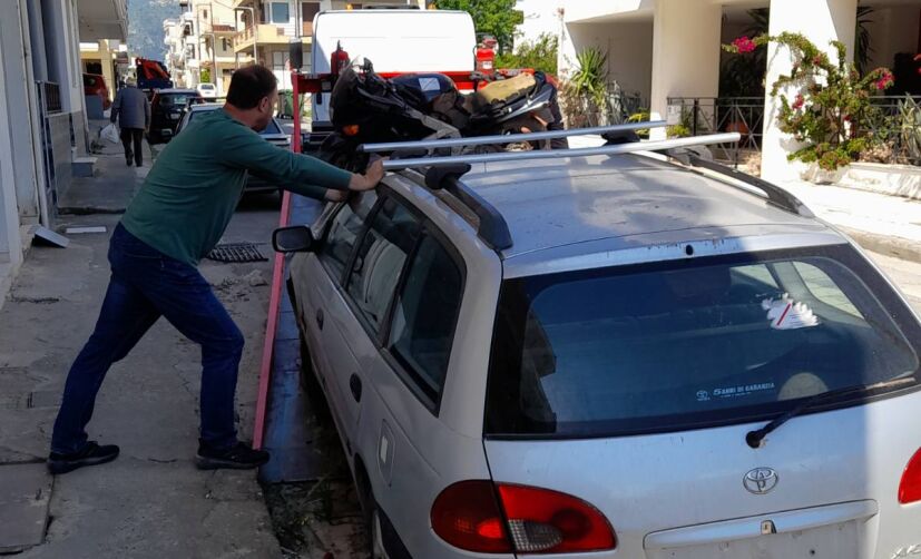Απομάκρυνση εγκαταλελειμμένων οχημάτων από τον Δήμο Σπάρτης