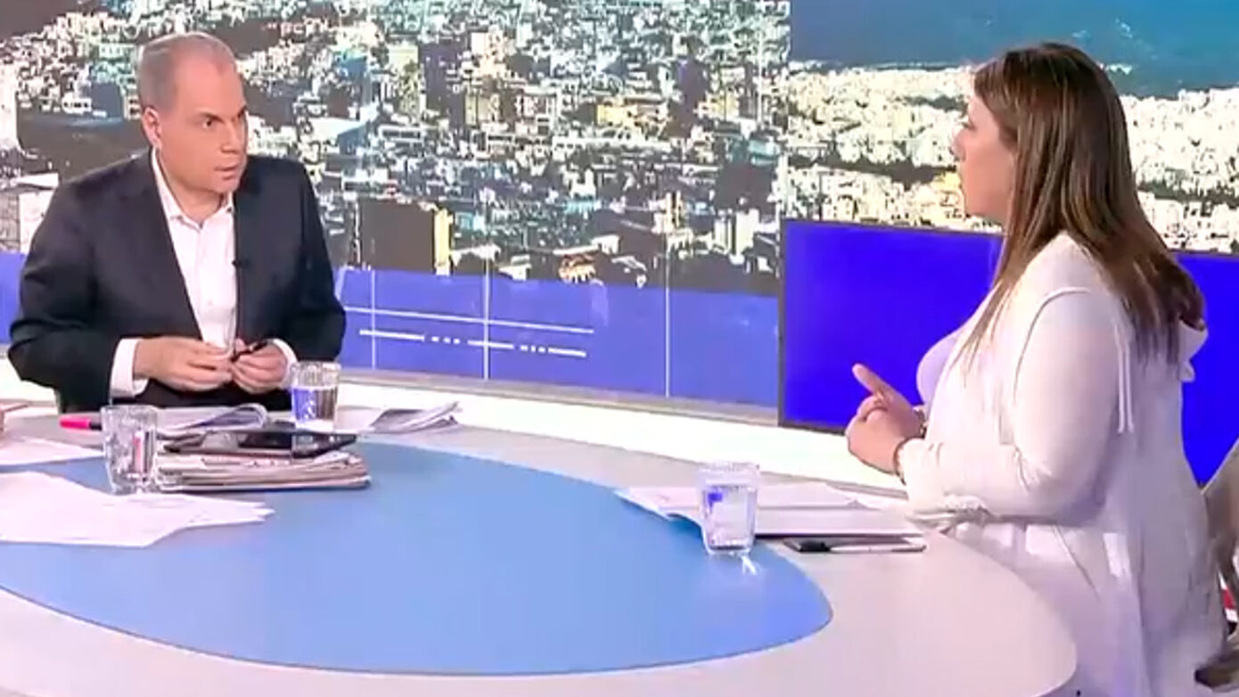 Αναστάτωση στα social media από τον σφοδρό καβγά Κωνσταντοπούλου – Στραβελάκη: «Τι υπέστη πασχαλιάτικα» – «Έχει πάρει φόρα»