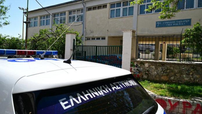 Ιατρικό θαύμα που γλίτωσε η 13χρονη μαθήτρια που έπεσε από μπαλκόνι σχολείου στο Χαϊδάρι