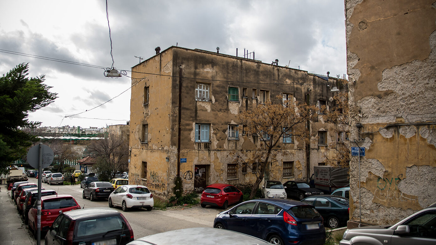 Περιφέρεια Αττικής για τα Προσφυγικά: Δεν υπάρχει ζήτημα κατεδάφισης, παραμέλησης ή εμπορευματοποίησης τους