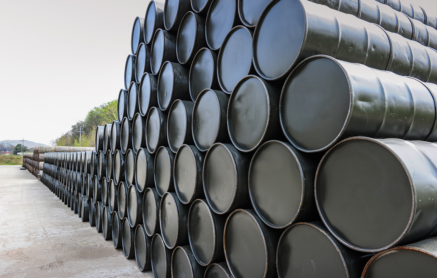 Το πετρέλαιο αγγίζει τα 98 δολάρια – Απέχει από τα προπολεμικά επίπεδα, ανάκαμψη σε δύο χρόνια