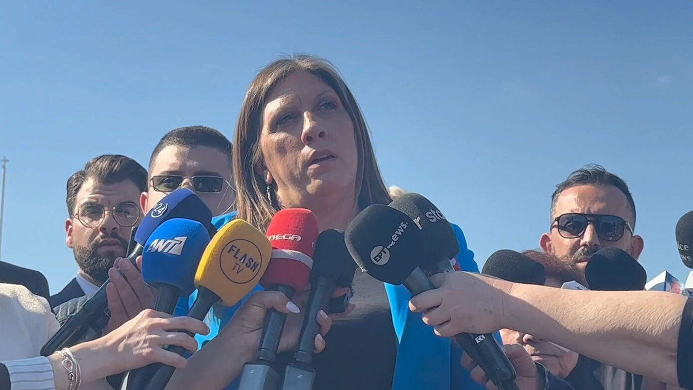 Έντονη αναταραχή στη δίκη των Τεμπών: Κατηγορίες συνηγόρων για «χειρισμούς» – «Η αίθουσα λειτουργεί σαν εστιατόριο»