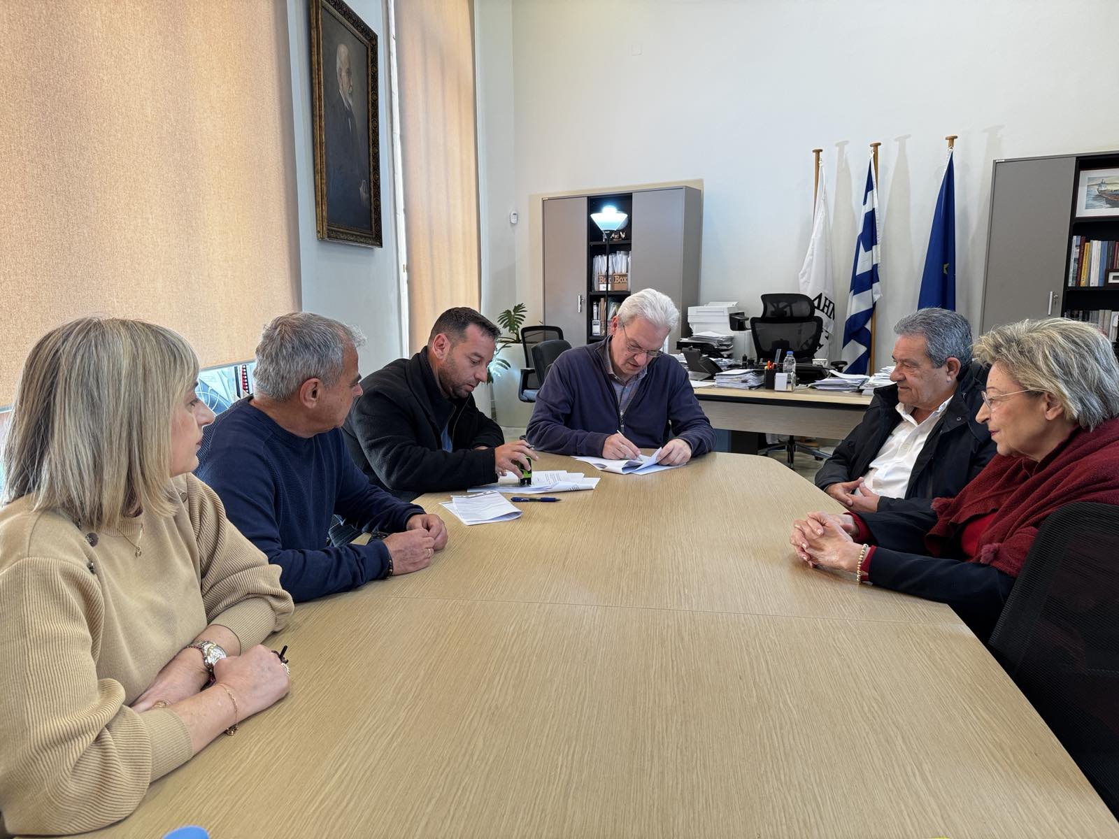 Δ. Ηρακλείου: Συμφωνία 2,9 εκ. ευρώ για έργα της Υπηρεσίας Πρασίνου