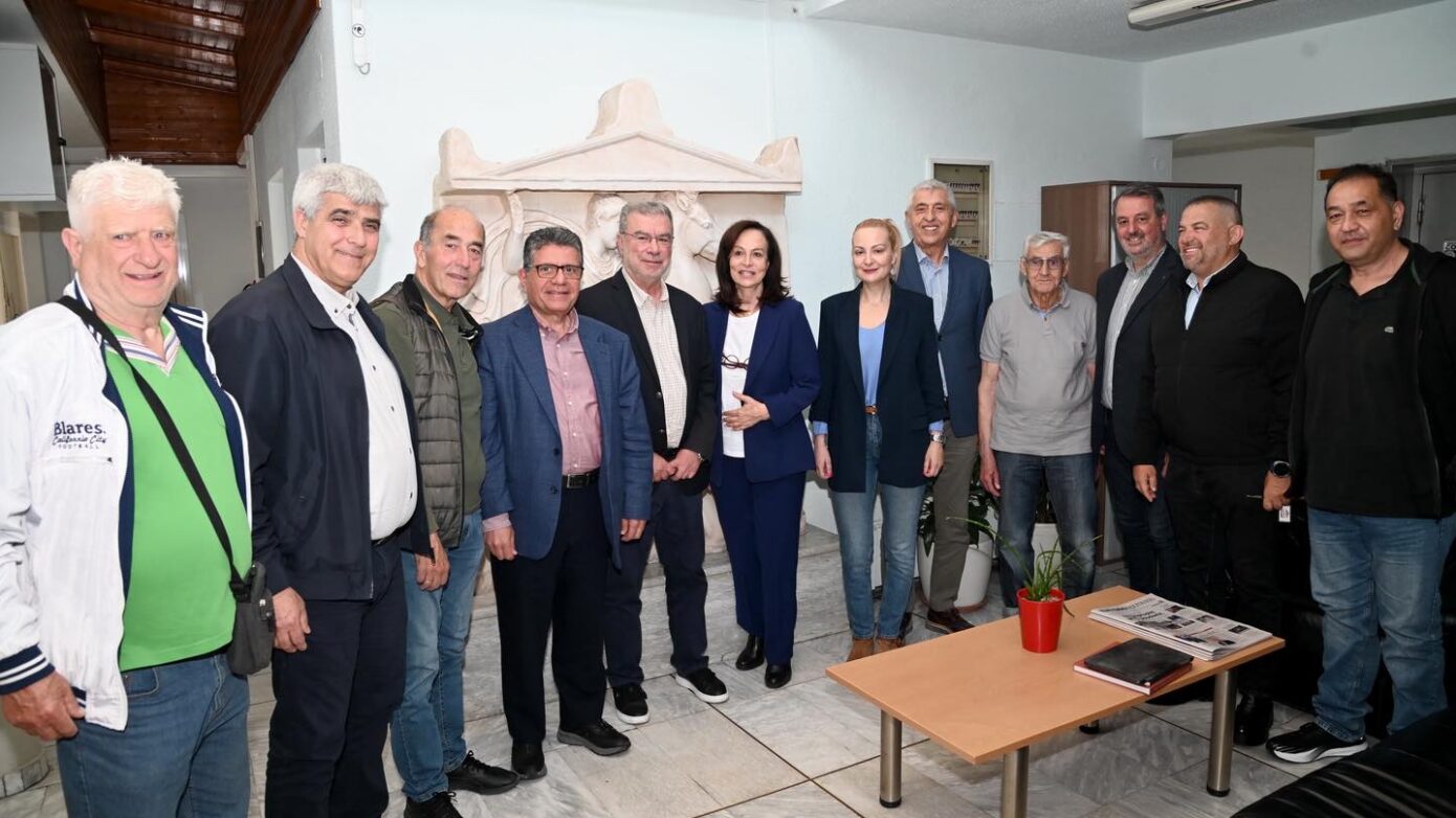 Παρακαλώ δώσε μου έναν τίτλο για να τον τροποποιήσω.