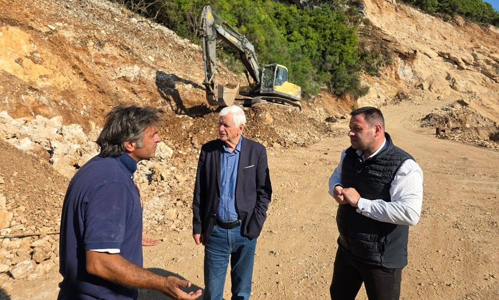 Δήμαρχοι Τζουμέρκων: Απαιτούν άμεση ολοκλήρωση του δρόμου προς τη Γέφυρα Πλάκας