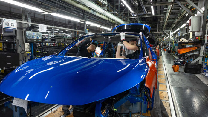 Η Nissan διακόπτει μία από τις δύο παραγωγικές μονάδες στο Ηνωμένο Βασίλειο και μειώνει 900 θέσεις εργασίας στην Ευρώπη