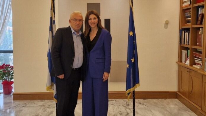 Επίσκεψη αντιπροσωπείας του Δήμου Αμφιλοχίας στην Υπουργό Παιδείας