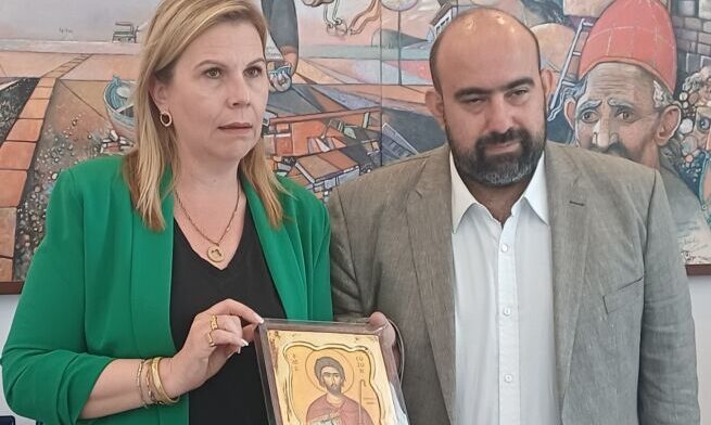 Συνάντηση της Δημάρχου Λήμνου με τον Δήμαρχο Κυθήρων