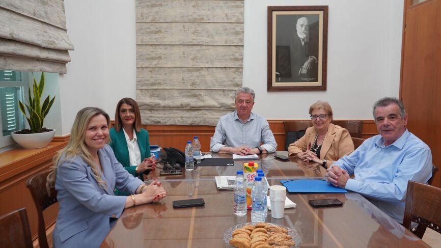 Σύσκεψη δημάρχου Αγ.Βασιλείου με τον Περιφερειάρχη Κρήτης