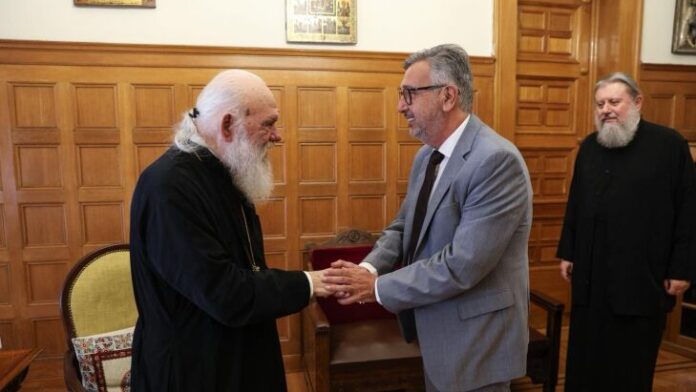 Συνάντηση Δημάρχου Αγ. Δημητρίου με τον Αρχιεπίσκοπο Αθηνών και Ελλάδος