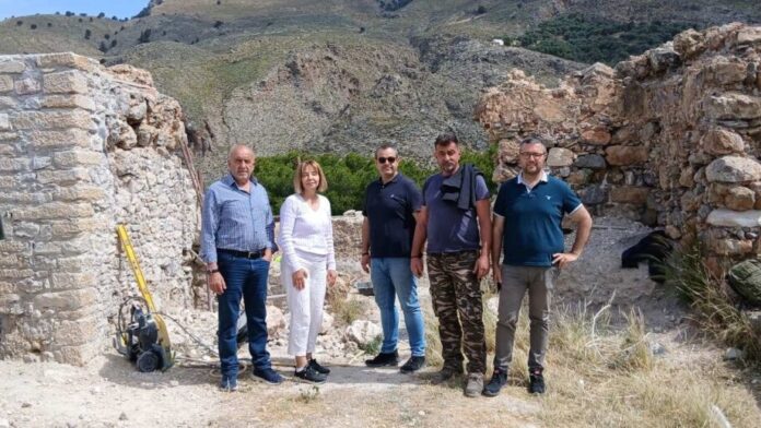 Επίσκεψη Δημάρχου Σφακίων και Προϊσταμένης Εφορείας Αρχαιοτήτων Χανίων σε έργα