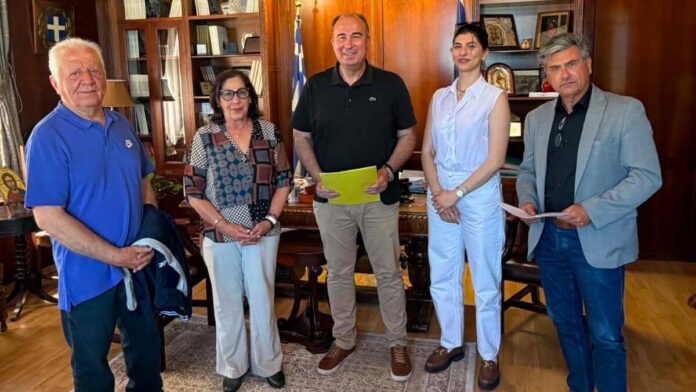 Περιφέρεια Πελοποννήσου: Υπογραφή σύμβασης για το πρόγραμμα δακοκτονίας 2026 στην Κορινθία