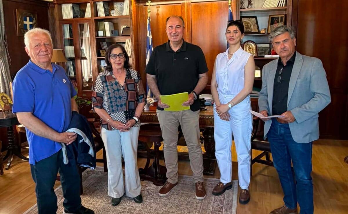 Περιφέρεια Πελοποννήσου: Υπογραφή σύμβασης για το πρόγραμμα δακοκτονίας 2026 στην Κορινθία