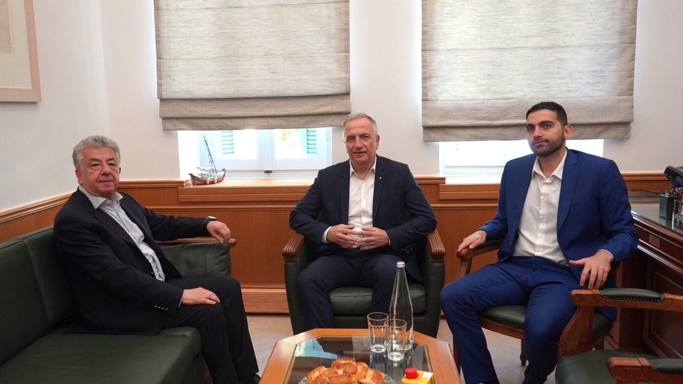 Συνάντηση Περιφερειάρχη Κρήτης με τον Υφ. Ανάπτυξης – Ενδυνάμωση του Καινοτόμου Οικοσυστήματος