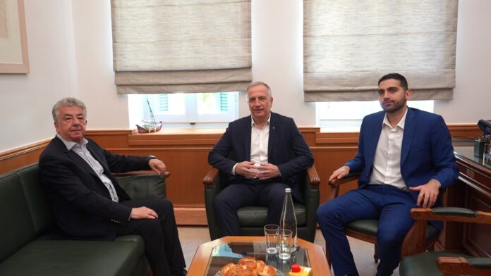 Συνάντηση Περιφερειάρχη Κρήτης με τον Υφ. Ανάπτυξης – Ενδυνάμωση του Καινοτόμου Οικοσυστήματος