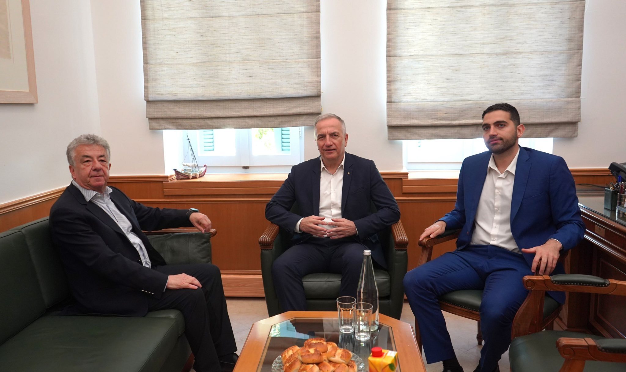 Συνάντηση Περιφερειάρχη Κρήτης με τον Υφ. Ανάπτυξης – Ενδυνάμωση του Καινοτόμου Οικοσυστήματος